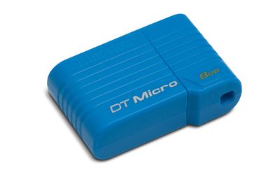 Kingston - DTMC/8GB - Mini Flash Drive